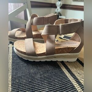 Sandals NEW unworn